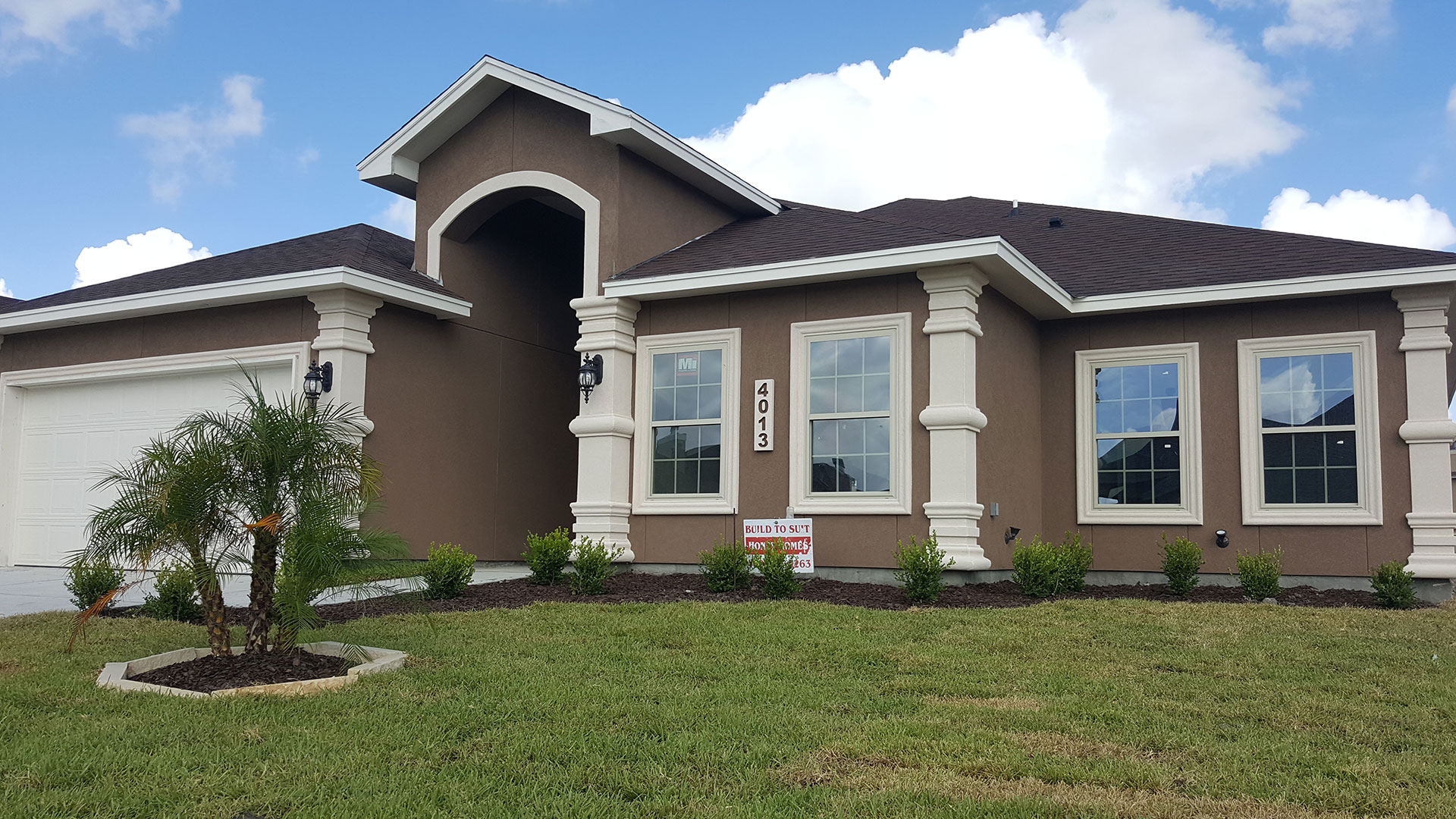 Custom Home Builder Corpus Christi New Honey Homes Is One Of The Top New And Custom Home Builders In Corpus Christi Texas Dedicated To Building Exceptional Living Environments That Accommodate
